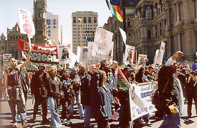 Black Radicals for Mumia. —photo by Tanbou, avril 1999